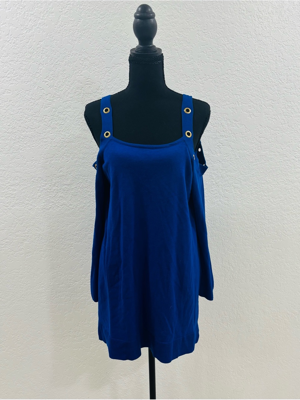Thalia Sodi Royal Blue Cold-Shoulder Sweater Tank with Grommet Straps